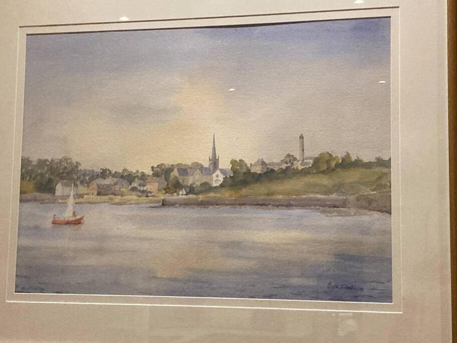 2 Quay Road, Killala. Stunning Sea Front Cottage מראה חיצוני תמונה